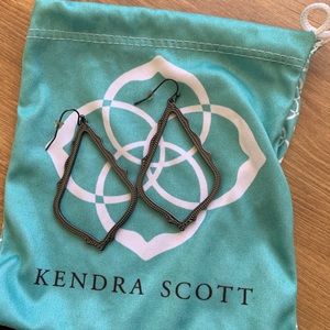 Kendra Scott drop earrings in gunmetal